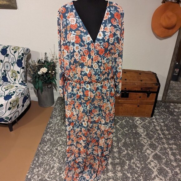 New Look Long Sleeve Floral Maxi Dress w/ Front Slits | Size 1X - Picture 1 of 7